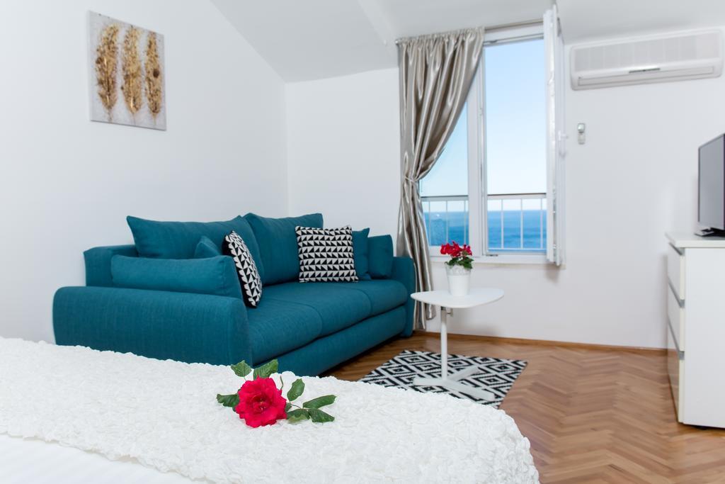 Apartment Seven *